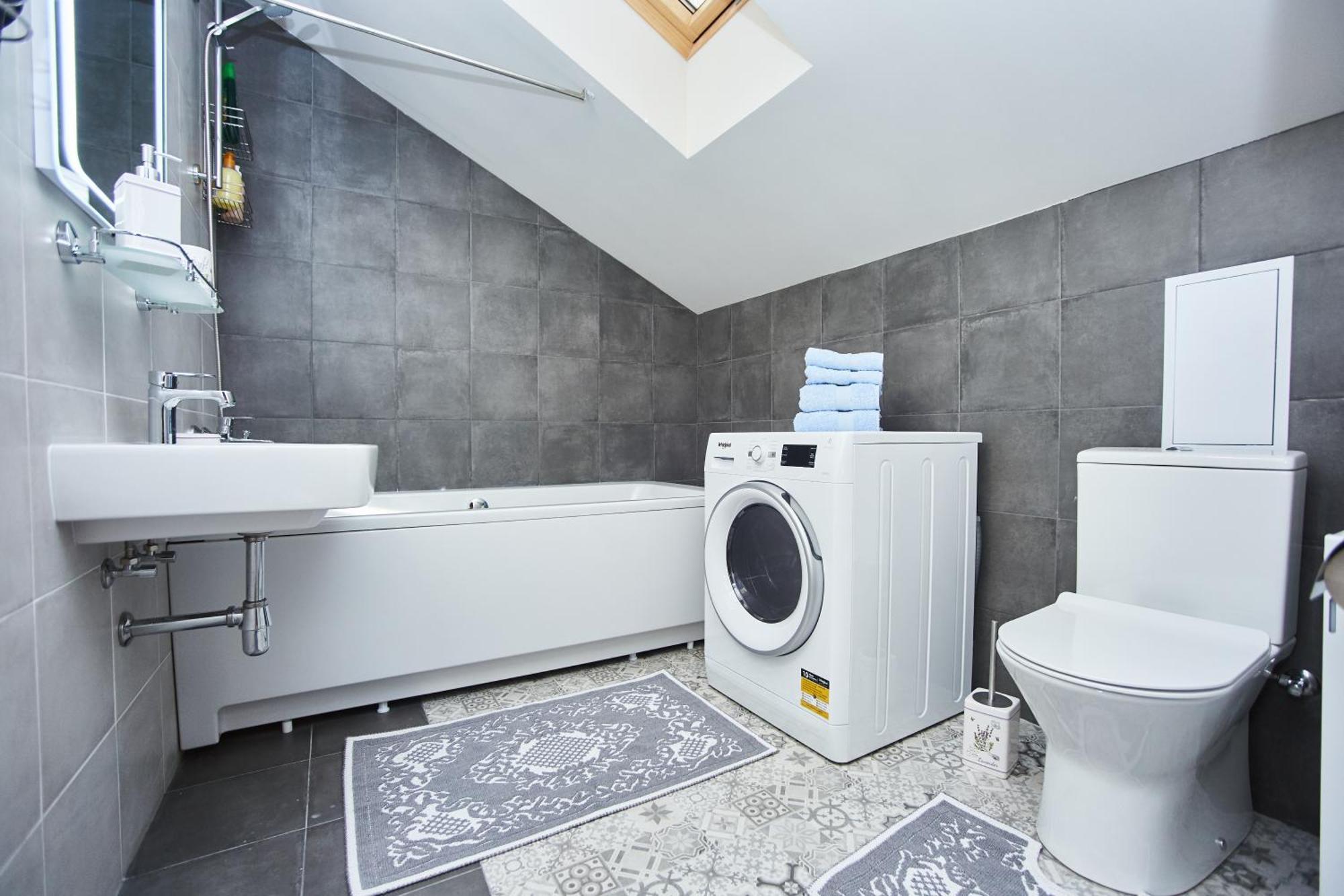 Luxury Apartment In The Heart Odessa Exteriör bild